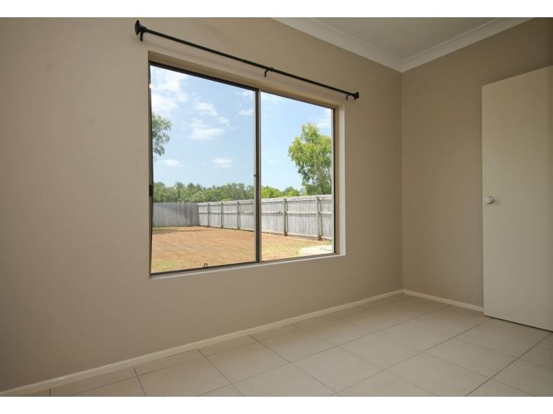 69 Snapper Island Drive, Wonga QLD 4873