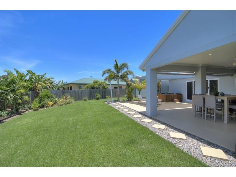 39 COOYA BEACH ROAD, Cooya Beach QLD 4873