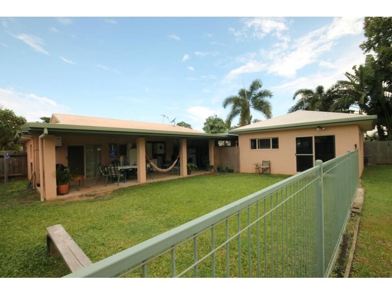 5 BILLFISH Close, Wonga QLD 4873