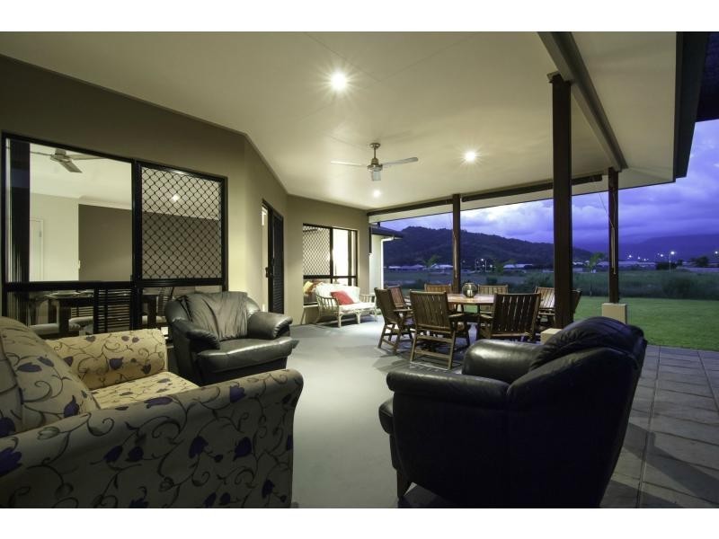 16 Shalom Close, Cooya Beach QLD 4873