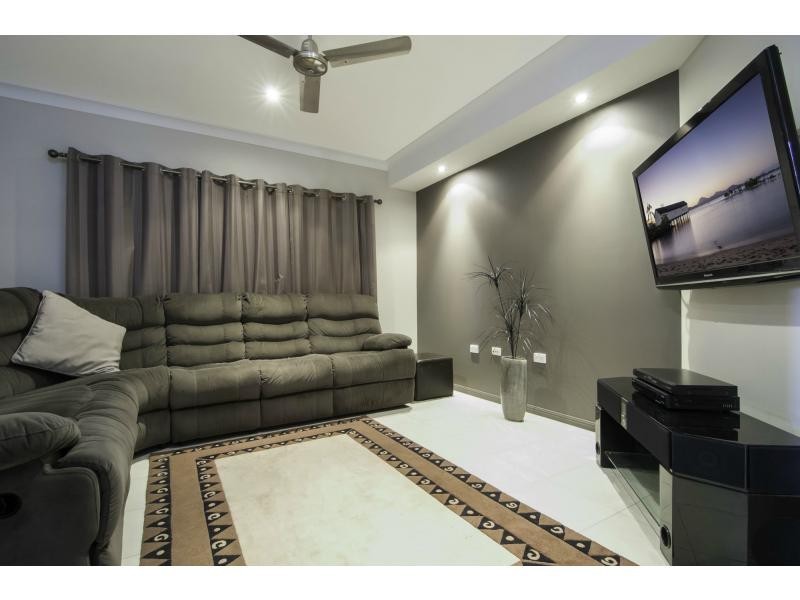 16 Shalom Close, Cooya Beach QLD 4873