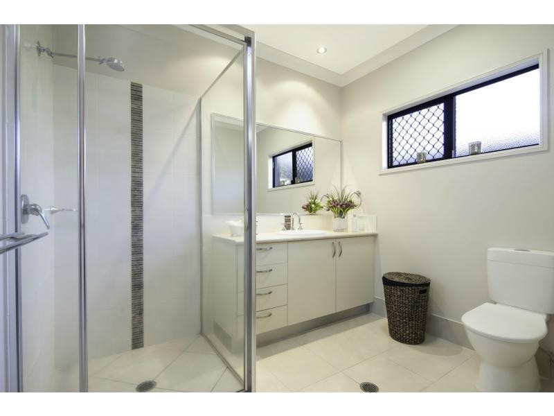 16 Shalom Close, Cooya Beach QLD 4873