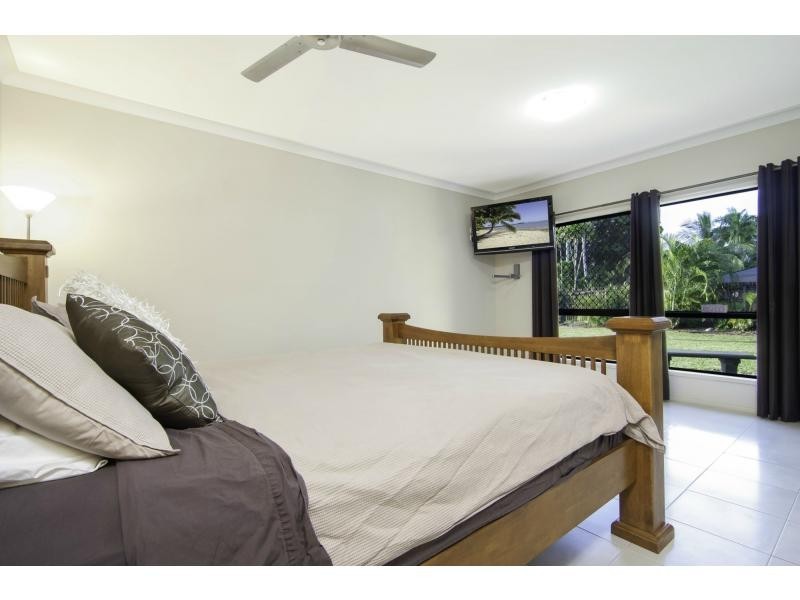 16 Shalom Close, Cooya Beach QLD 4873