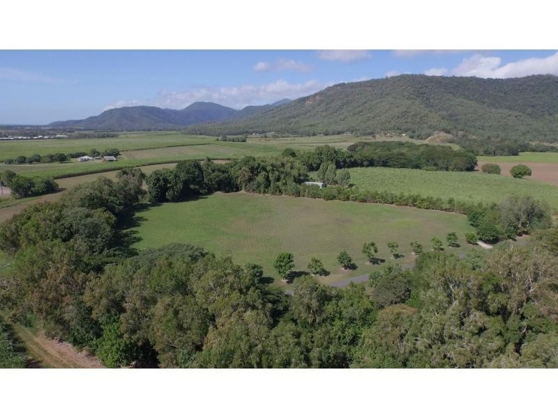 51 Crees Road, Port Douglas QLD 4877