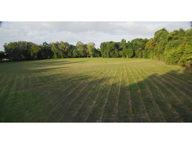 51 Crees Road, Port Douglas QLD 4877