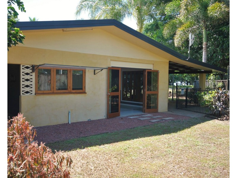 50 Marine Parade, Newell QLD 4873