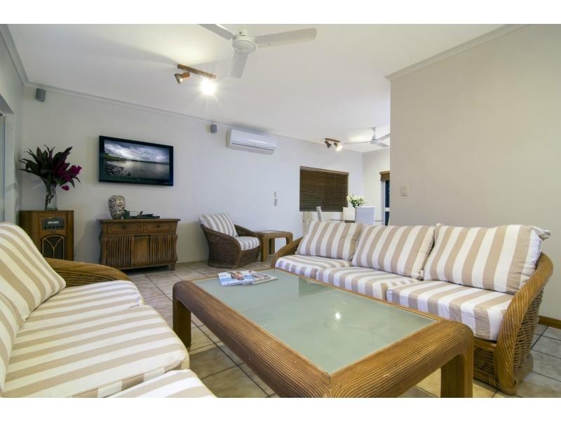 2/32 Limpet Avenue, Port Douglas QLD 4877