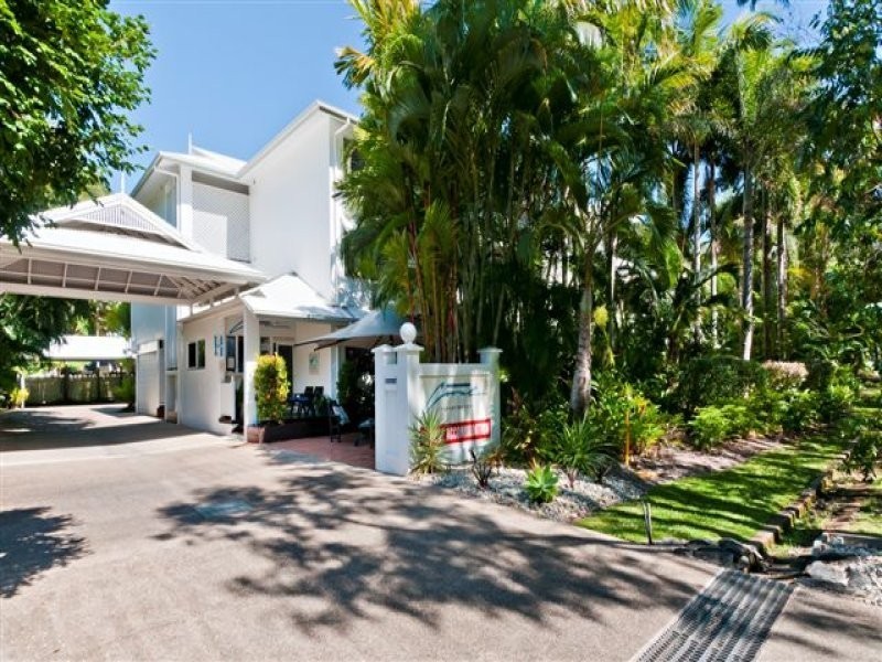 Unit 201/9 Blake Street, Port Douglas QLD 4877