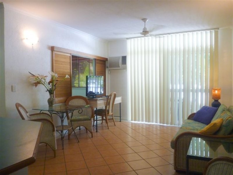 Unit 201/9 Blake Street, Port Douglas QLD 4877