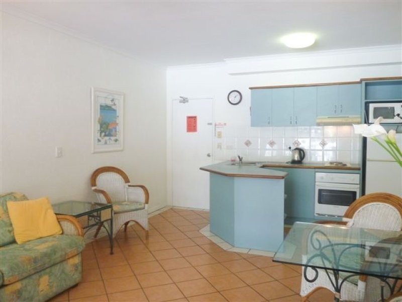 Unit 201/9 Blake Street, Port Douglas QLD 4877