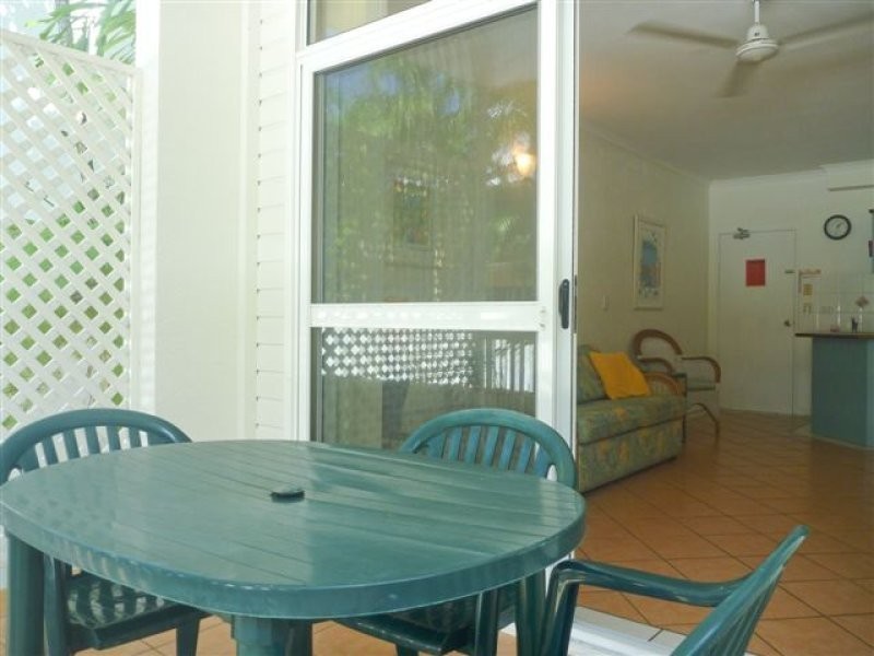 Unit 201/9 Blake Street, Port Douglas QLD 4877