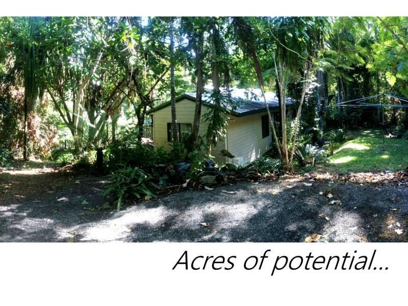 2 Hibiscus Court, Rocky Point QLD 4873