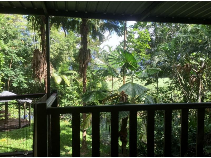 2 Hibiscus Court, Rocky Point QLD 4873