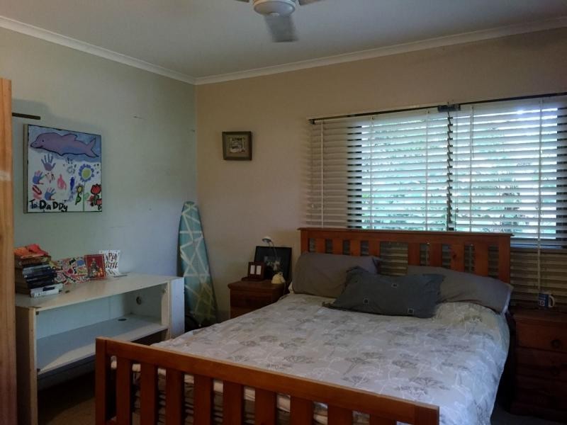 2 Hibiscus Court, Rocky Point QLD 4873