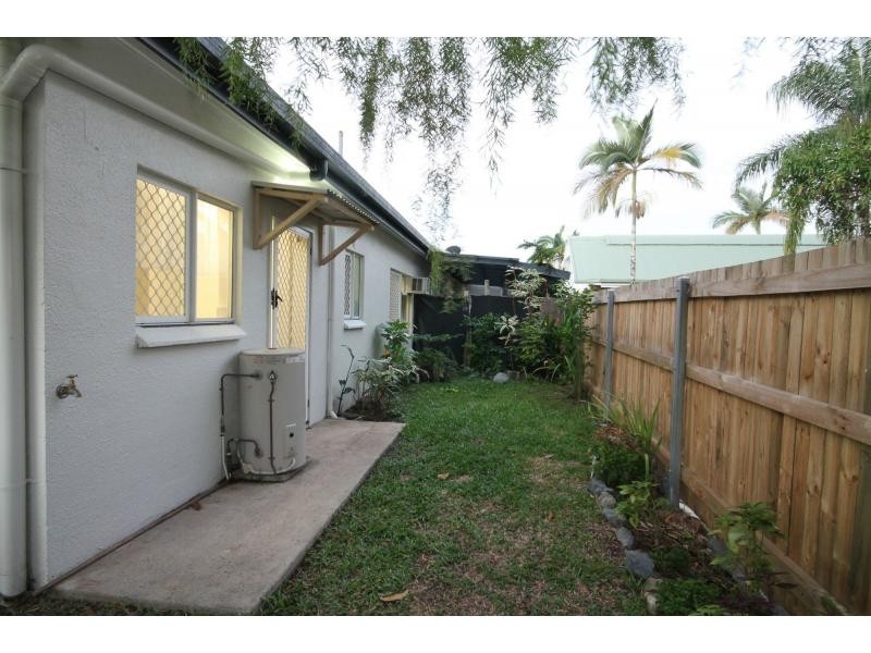 1/25 Pringle Street, Mossman QLD 4873