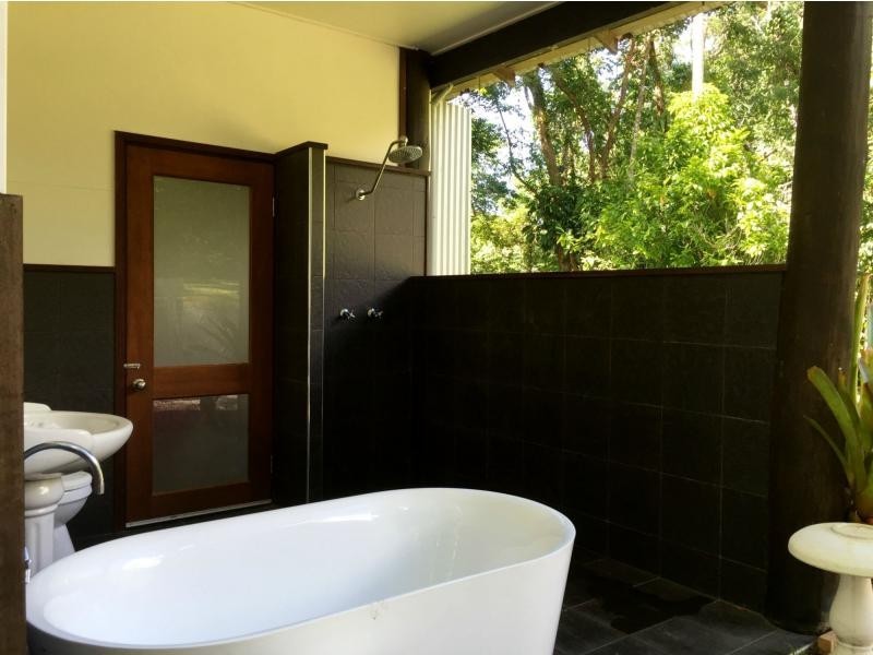 702 Whyanbeel Road, Whyanbeel QLD 4873