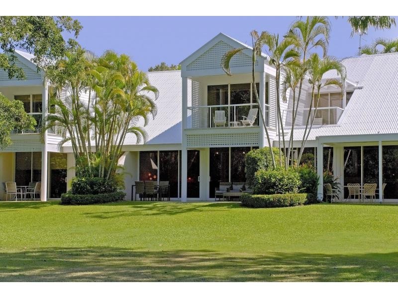 8 ‘Avenue Of Palms’ Port Douglas Rd, Port Douglas QLD 4877