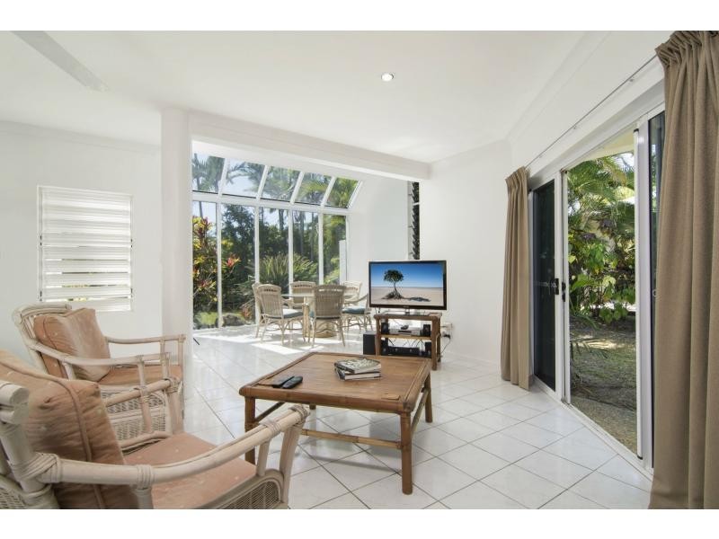 14 Endeavour Street, Port Douglas QLD 4877