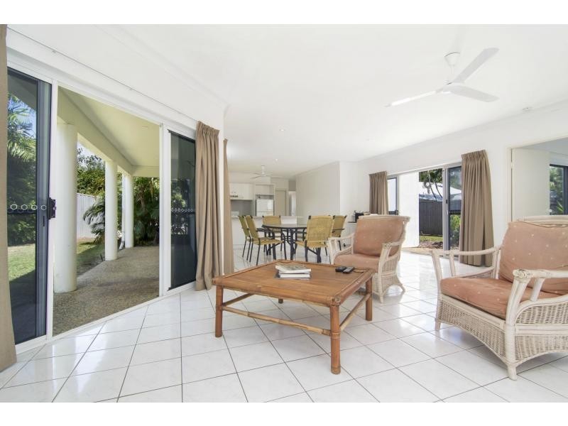 14 Endeavour Street, Port Douglas QLD 4877
