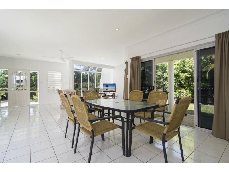 14 Endeavour Street, Port Douglas QLD 4877