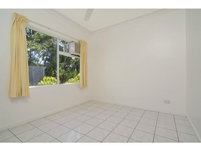 14 Endeavour Street, Port Douglas QLD 4877