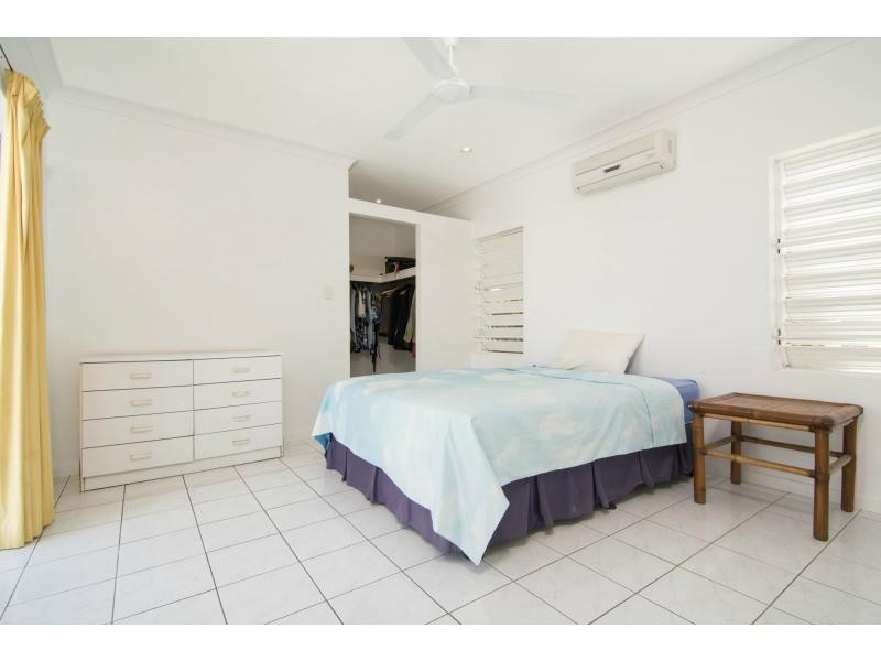 14 Endeavour Street, Port Douglas QLD 4877