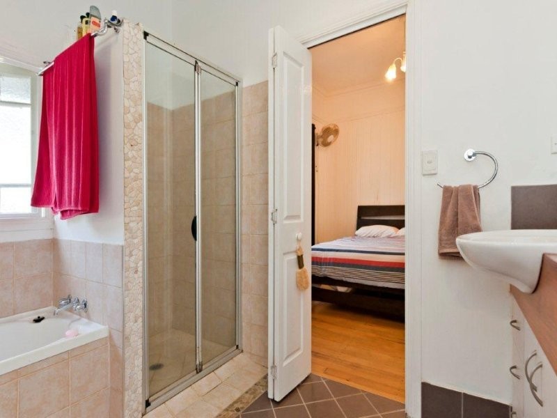 6 Crawford Street, Mossman QLD 4873