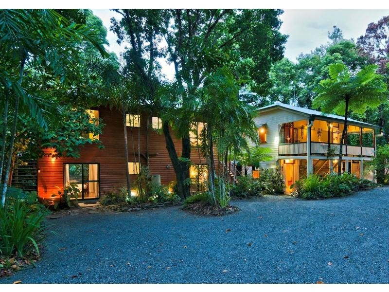 11-15 ‘Red Mill House’ Stewart Street, Daintree QLD 4873