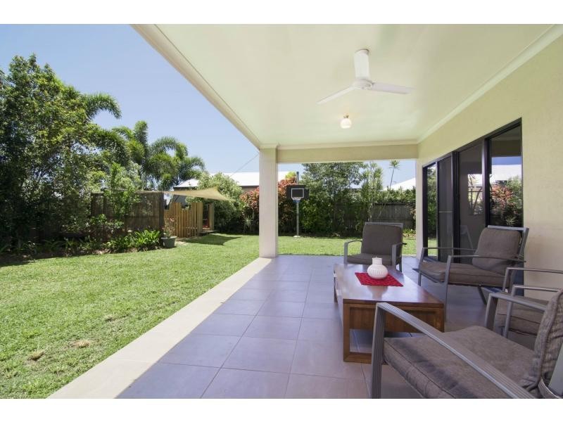 18 Bayil Drive, Cooya Beach QLD 4873