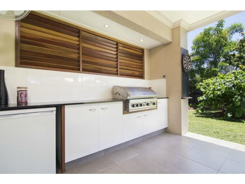 18 Bayil Drive, Cooya Beach QLD 4873