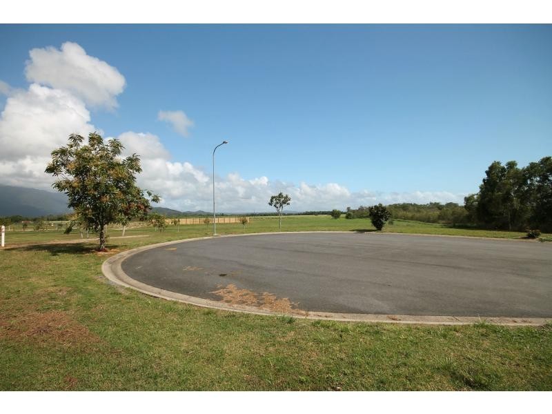 20 Lou Prince Drive, Cooya Beach QLD 4873