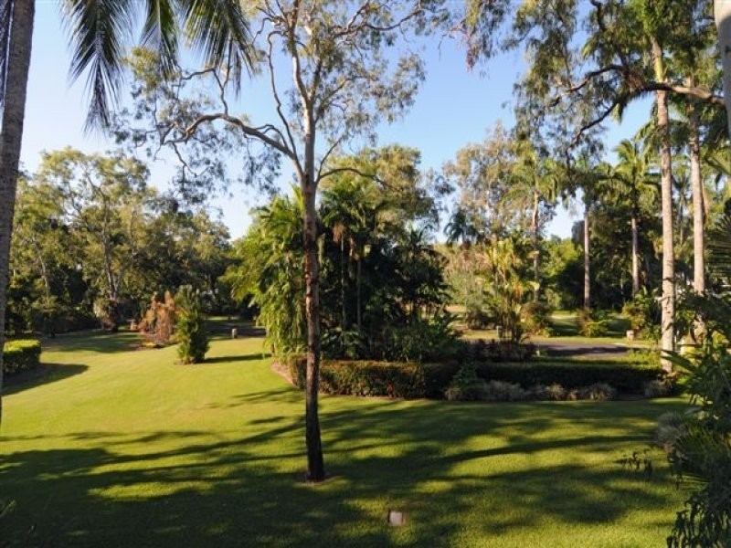 104 Bougainvillea Way South, Port Douglas QLD 4877