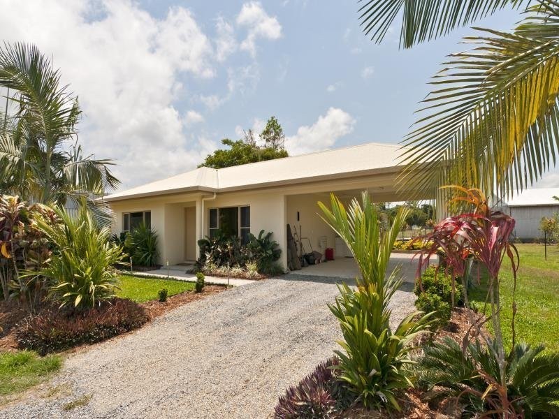 7 Rutherford Street, Miallo QLD 4873