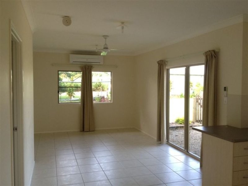 7 Rutherford Street, Miallo QLD 4873