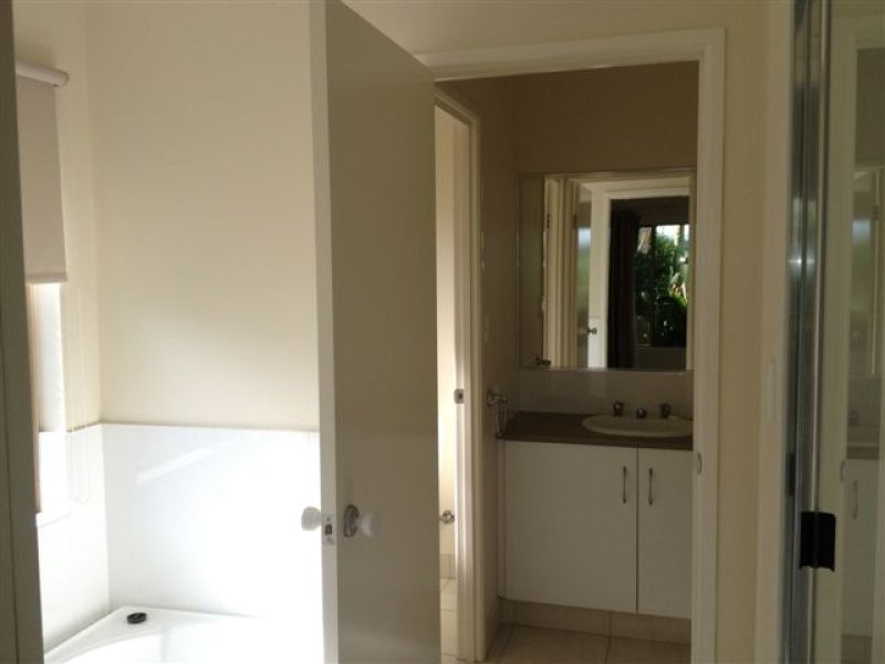 7 Rutherford Street, Miallo QLD 4873