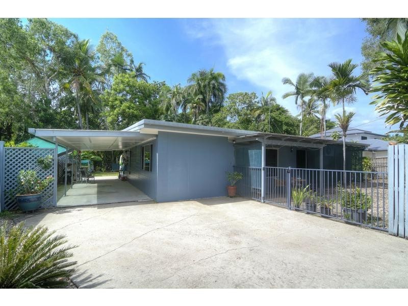 5 Cowrie Street, Port Douglas QLD 4877