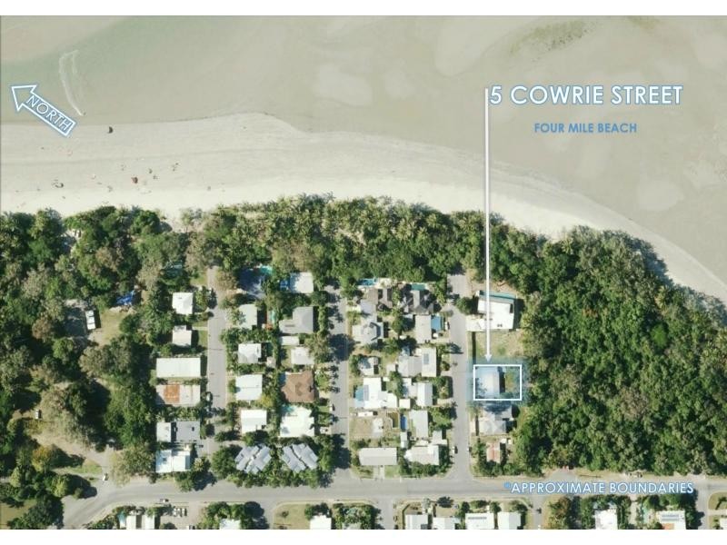 5 Cowrie Street, Port Douglas QLD 4877