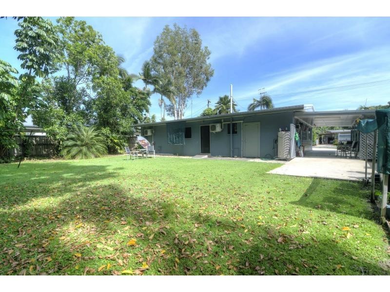 5 Cowrie Street, Port Douglas QLD 4877