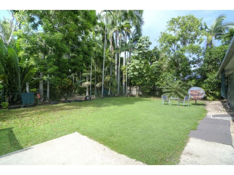 5 Cowrie Street, Port Douglas QLD 4877