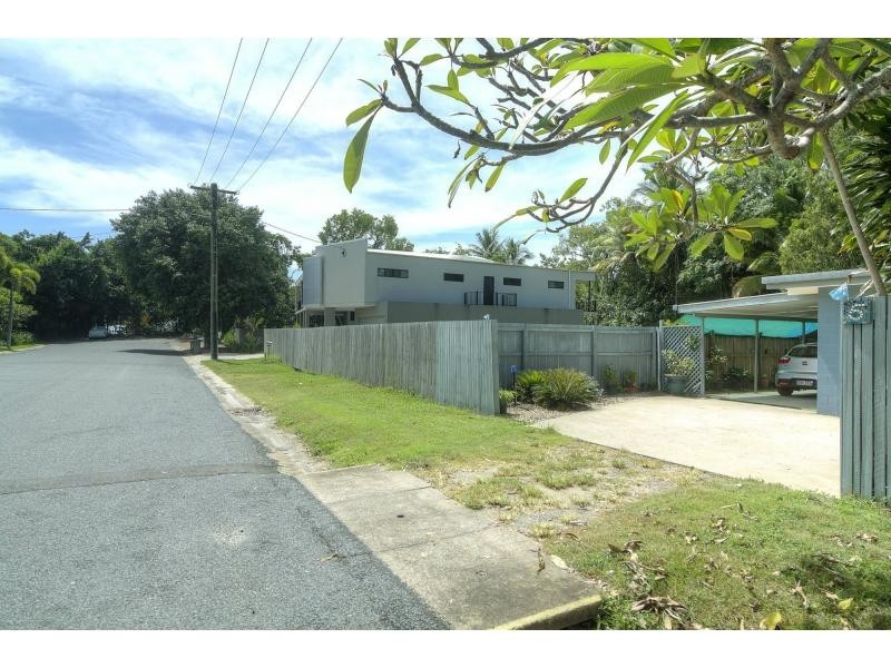 5 Cowrie Street, Port Douglas QLD 4877