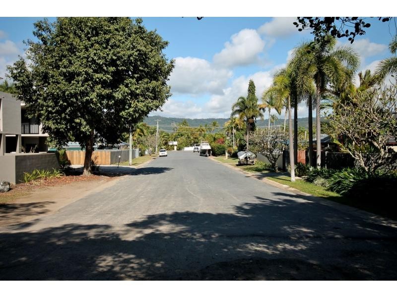5 Cowrie Street, Port Douglas QLD 4877