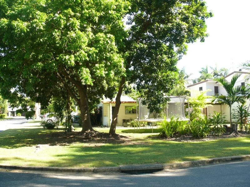 15 Nautilus Street, Port Douglas QLD 4877