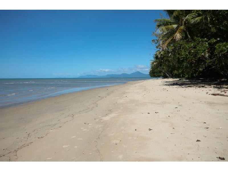 40 Esplanade, Wonga Beach QLD 4873