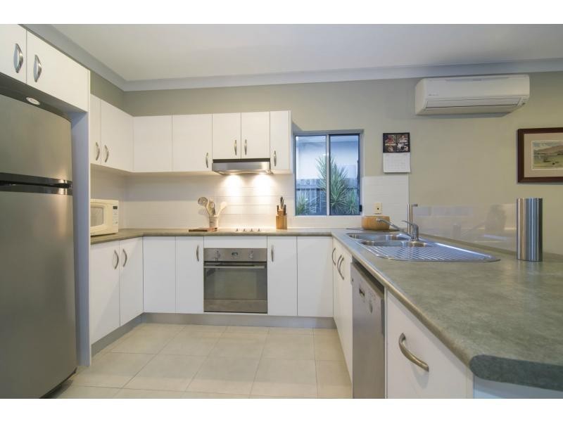 15 Dulku Close, Port Douglas QLD 4877