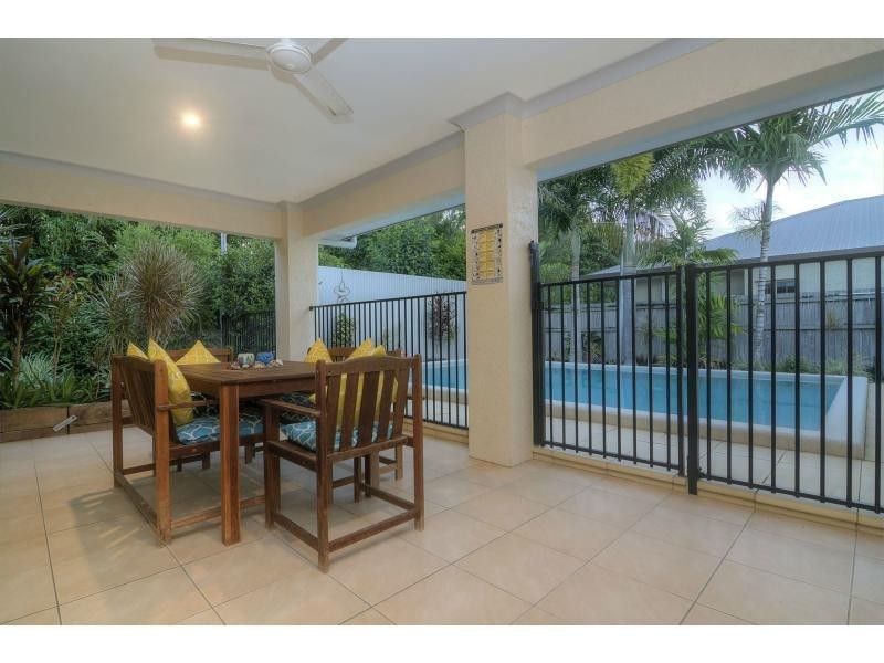 15 Dulku Close, Port Douglas QLD 4877