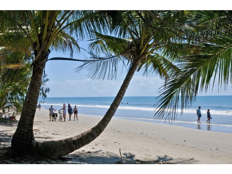 Lot 8 Cocos Palm ‘Beachfront Mirage’ Close, Port Douglas QLD 4877