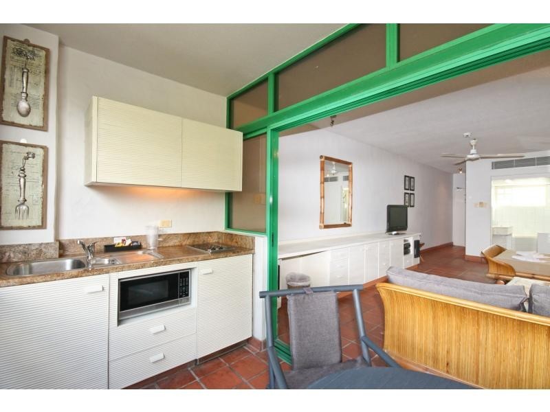 Unit 210/2 Macrossan Street, Port Douglas QLD 4877