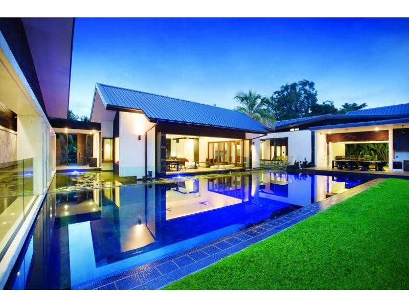 52 COCOS PALM CLOSE , Beachfront Mirage, Port Douglas QLD 4877