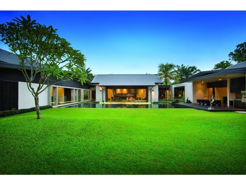 52 COCOS PALM CLOSE , Beachfront Mirage, Port Douglas QLD 4877