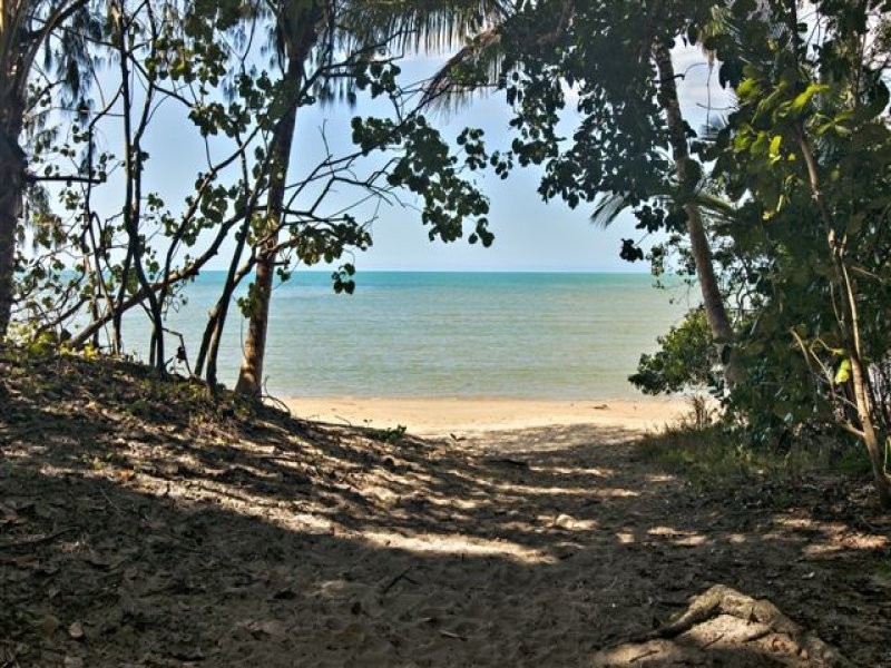 3 Limpet Avenue, Port Douglas QLD 4877